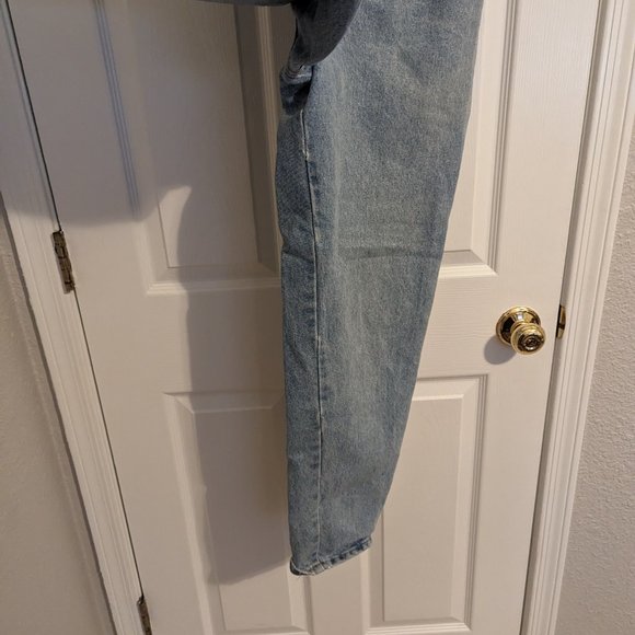 80s GAP | PLEATED |  Lightwash | TAPERED LEG Jeans! | 10 | Button Fly | EVC - Picture 5 of 8